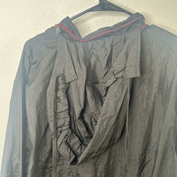 Vtg Umbro Windbreaker Half Zip Pullover With Zip In Hood Size XL - Picture 7 of 11